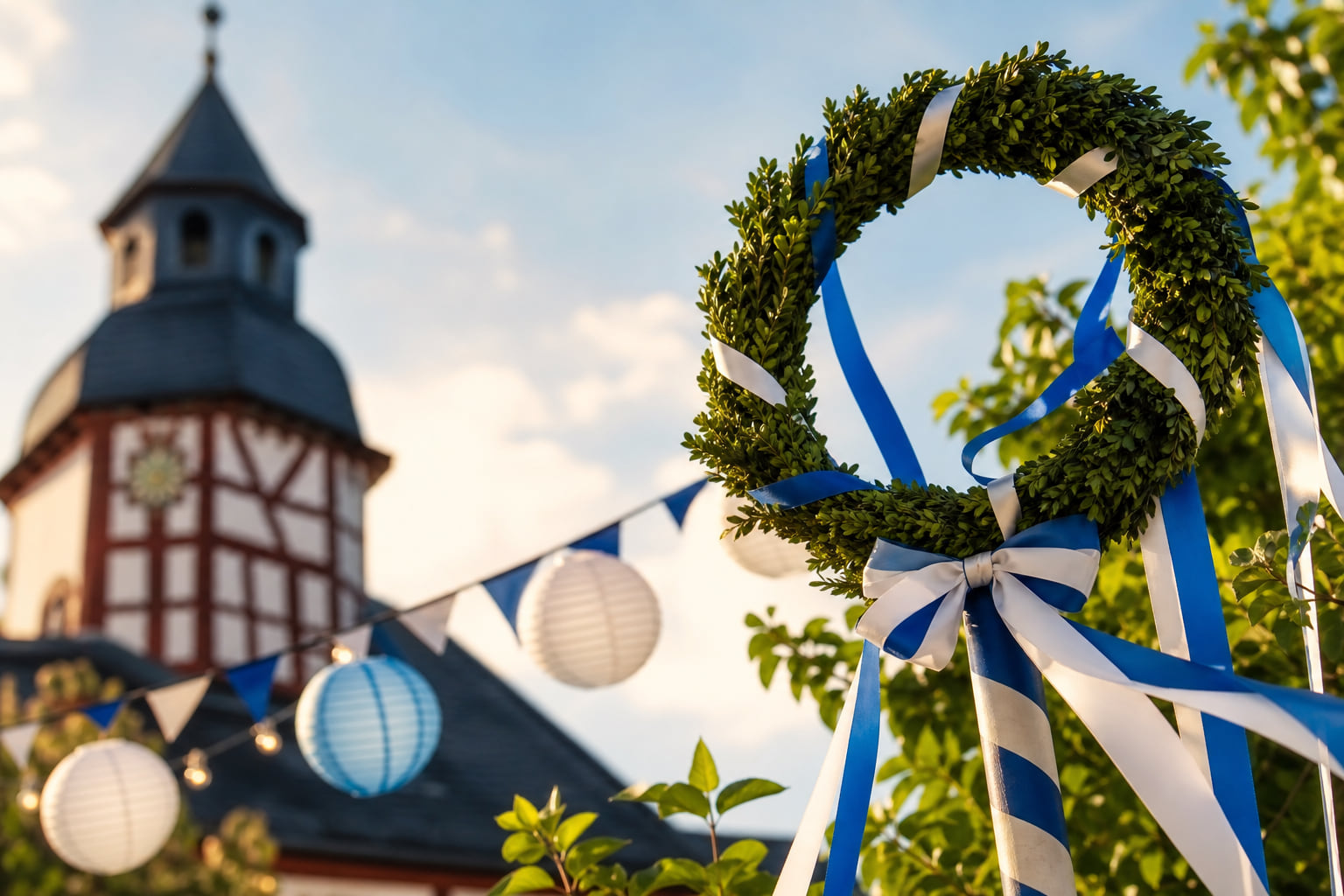 189. Orwischer Kerb in Urberach: 31 Kerbburschen und -mädchen feiern groß!