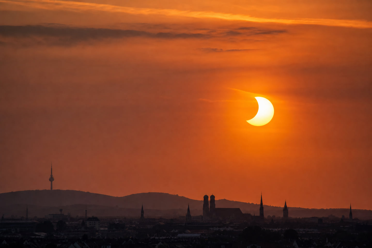 Sonnenfinsternis und Perseiden: Doppeltes Himmelsspektakel über Rhein-Main